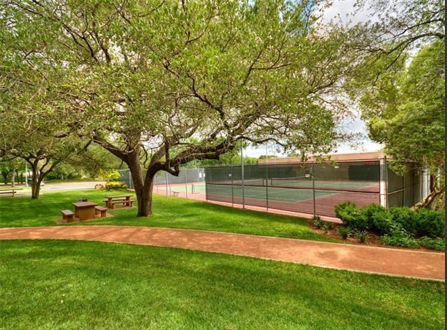 Foto del edificio - 13219 Marrero Dr.