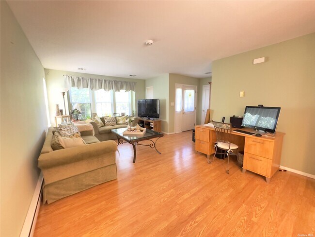 Foto del edificio - 428 Aylesbury Ct
