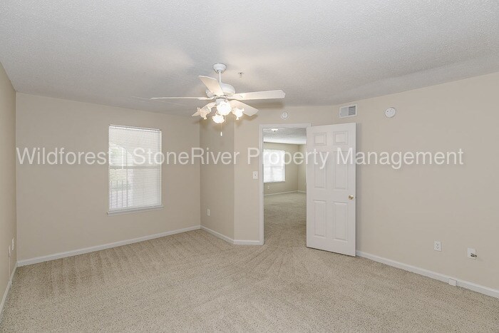 Foto principal - Two Bedroom-Two Bath