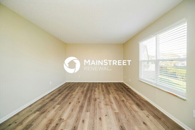 Building Photo - 3 Bedroom Pet-Friendly Home in REYNOLDSBURG, OH with Main Street Renewal