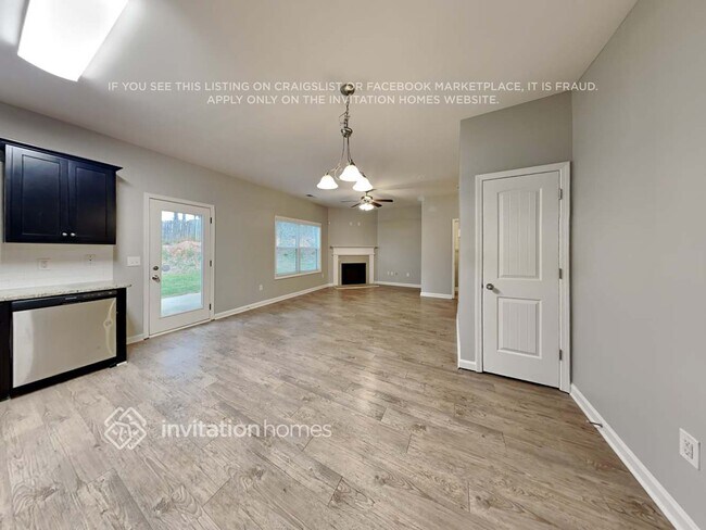 Building Photo - 904 Lobdale Falls Dr