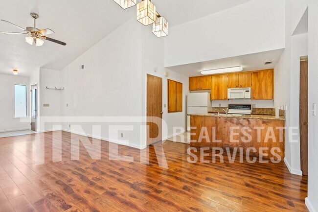 Foto del edificio - 7323 Chivalry Way