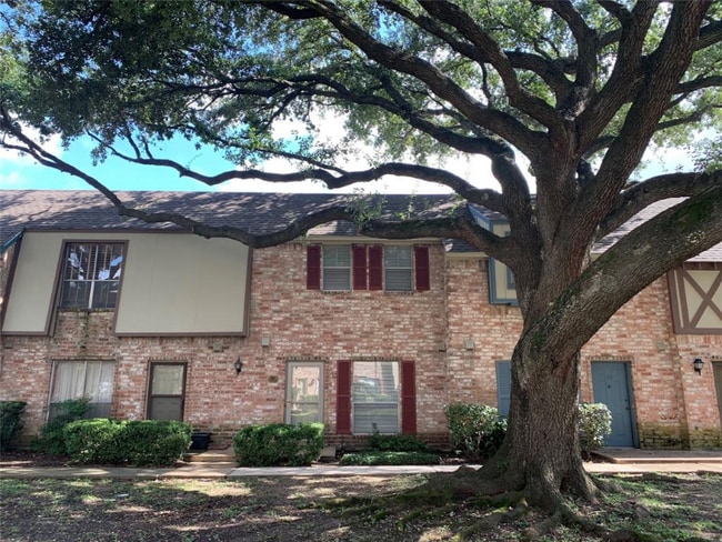 Building Photo - 14715 Barryknoll Ln