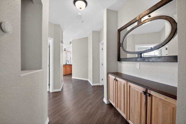 Building Photo - 15455 Canyon Rim Dr