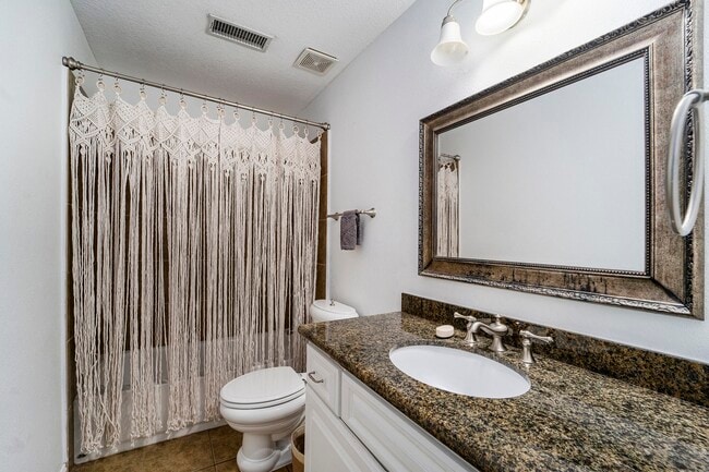 Foto del edificio - 13231 Harpers Bridge Dr