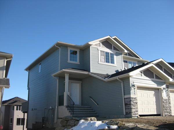 Photo - 714 Panatella Blvd NW (Calgary, AB) House