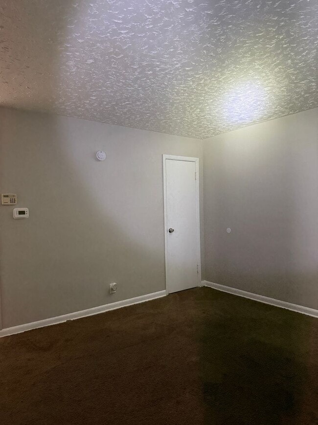 Photo - 3709-3711 Kinnear Ave Apartment