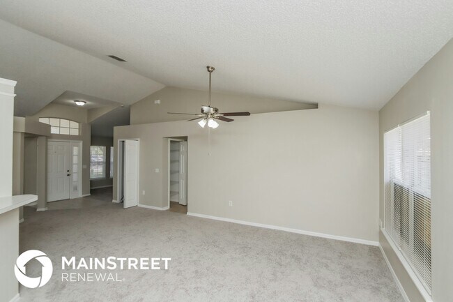 Foto del edificio - 2111 Buescher Hill St