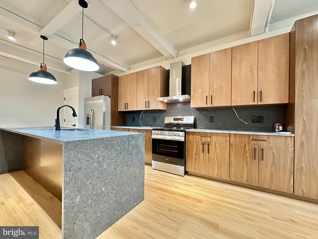 Photo - 14 Harvey St (Philadelphia, PA)