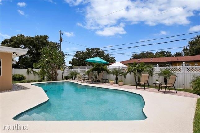 Building Photo - 2 br, 2 bath House - 1538 Bonair St