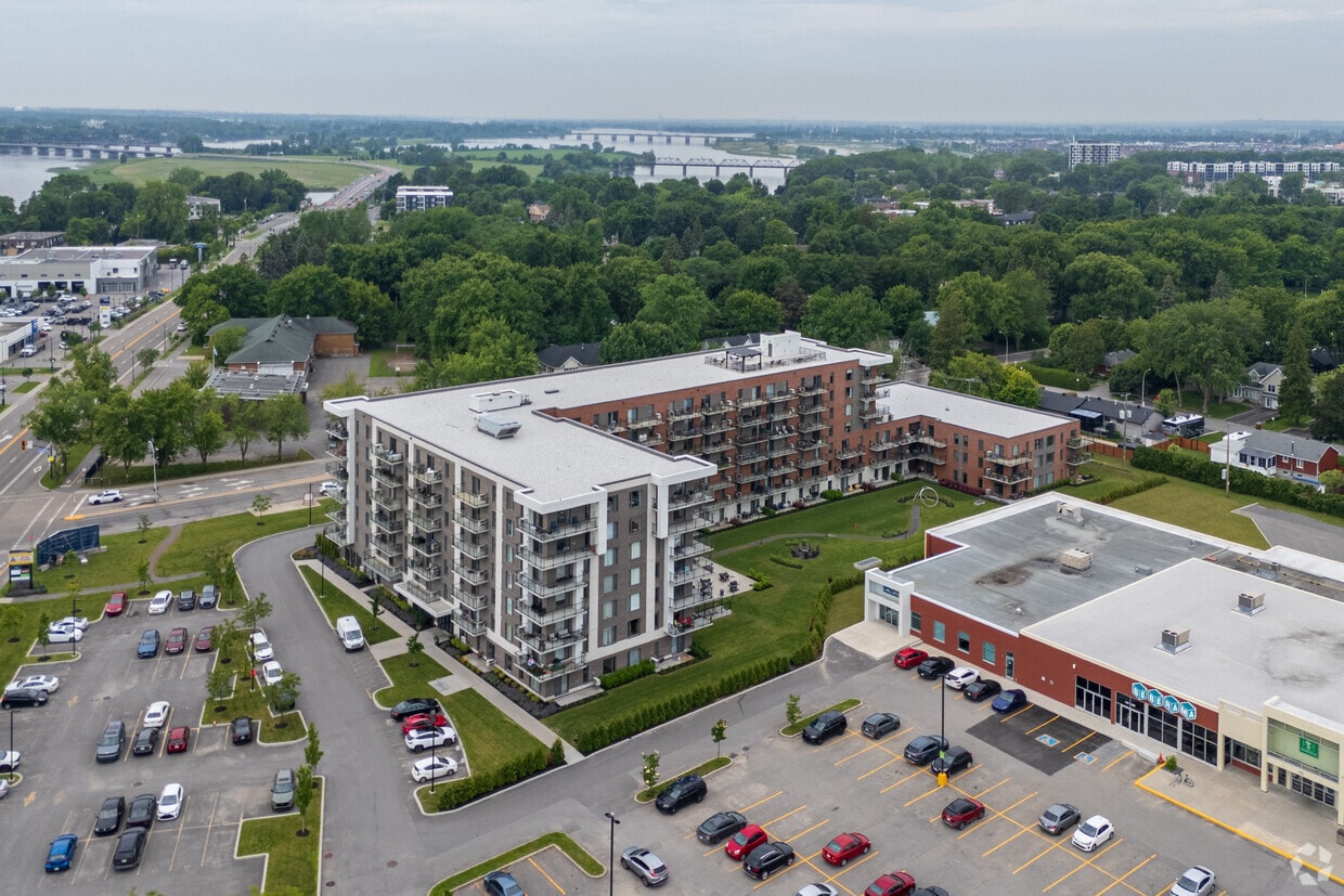 Aerial Photo - Liveo