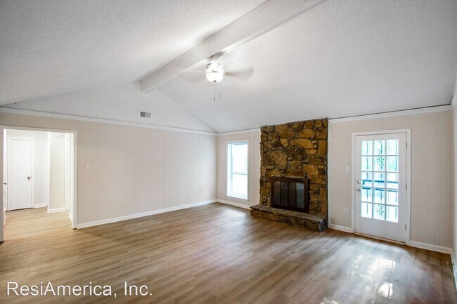 Foto del edificio - 3 br, 2 bath House - 3387 Hallshire Drive