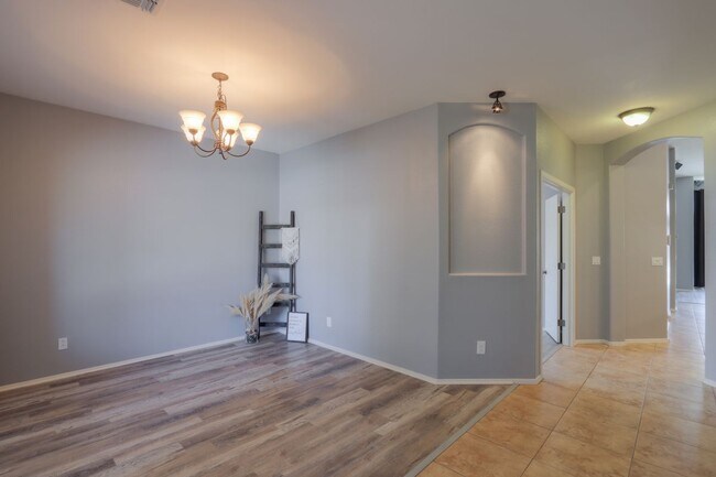 Building Photo - 22121 Greenland Park Dr