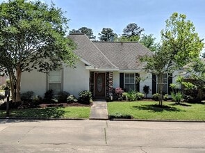 Building Photo - 36 Hollycrest Blvd