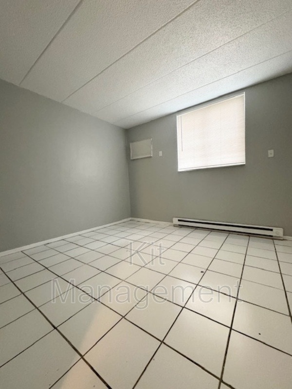 Building Photo - Charming 1-Bed in Toledo – Cozy 570 sq ft with Shared Laundry for Just $675