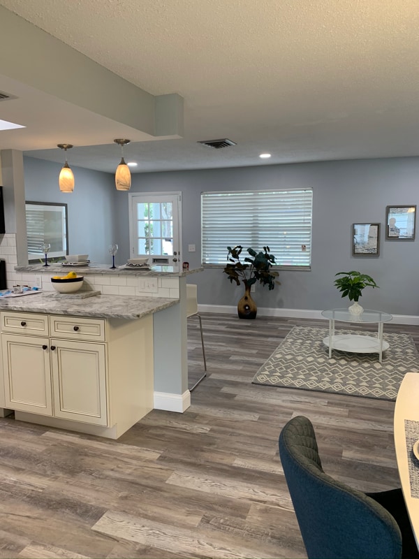 Foto principal - 232 SE Monroe Cir N