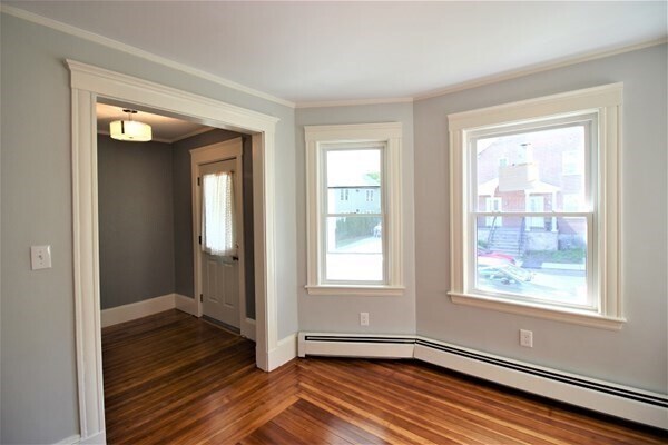 Building Photo - 8 Thurston Rd
