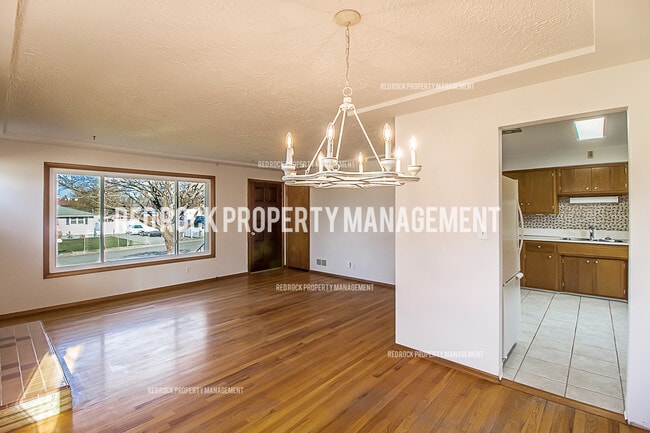 Foto del edificio - 416 N Bannen Rd