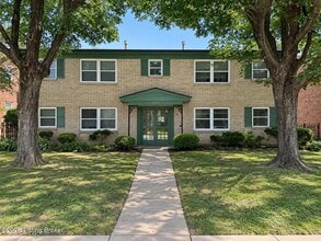 Building Photo - 1709 Valley Forge Way