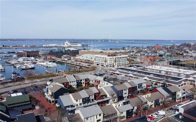 Building Photo - 310 Swans Wharf Row