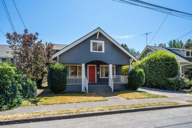 Building Photo - 4528 SE Windsor Ct