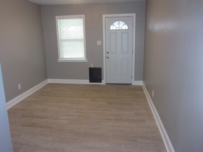 Photo - 24 W Colorado Ave Apartment