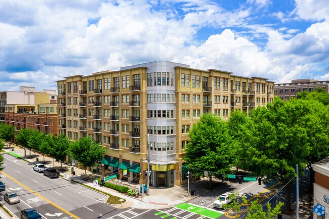 Building Photo - The Artisan