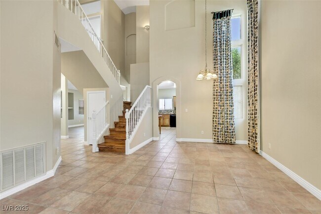 Building Photo - 342 Yacht Ave