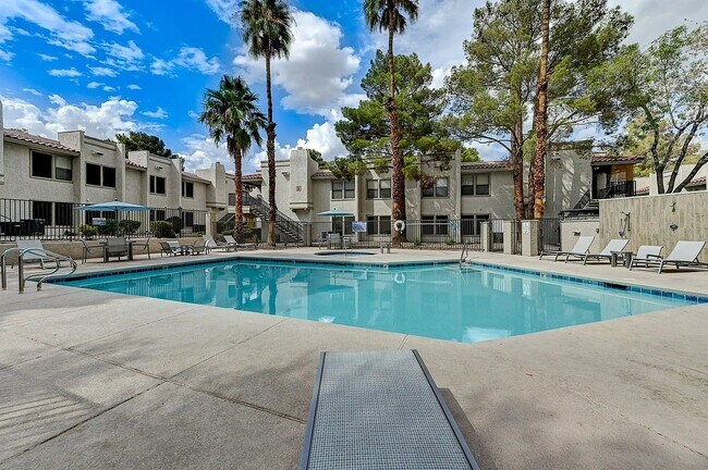 Building Photo - 8530 W Sahara Ave