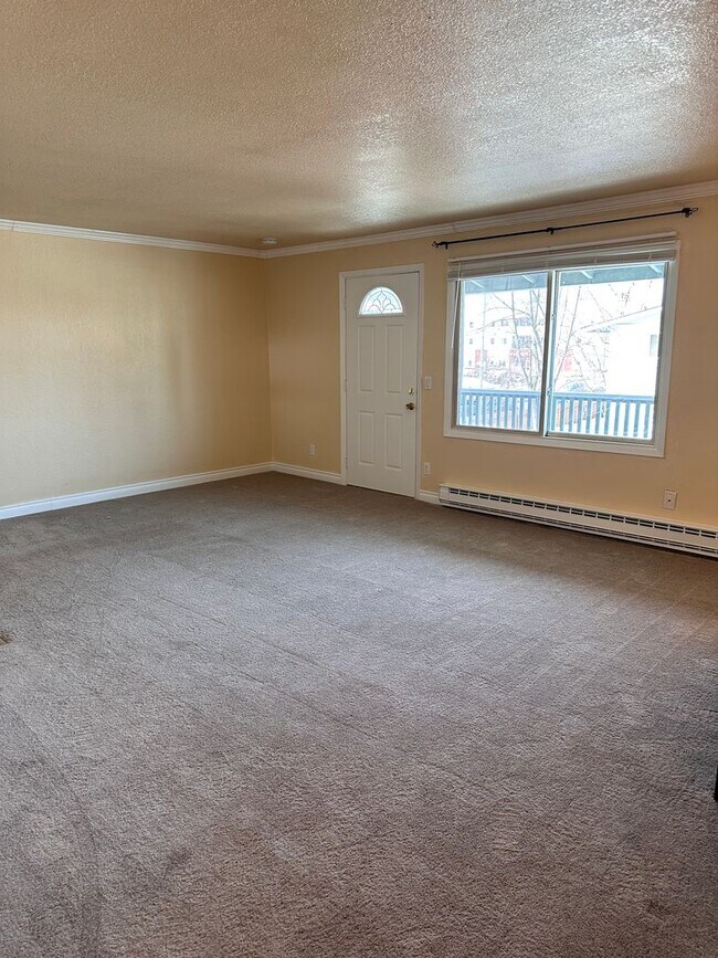 Foto del edificio - Affordable East Anchorage with W/D in Unit