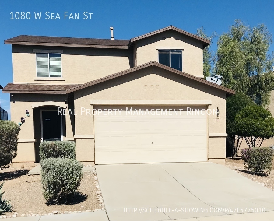 Foto principal - Great 4 Bedroom Home In Northwest Tucson!