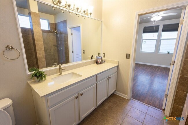 Foto del edificio - 249 Trestle Tree