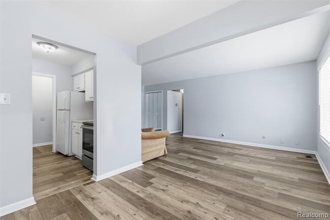 Foto del edificio - 39435 Van Dyke Ave