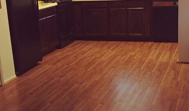 Foto del edificio - 465 W Ivyglen St