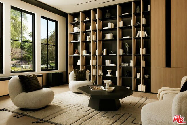 Foto del edificio - 24640 Wingfield Rd