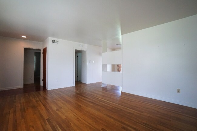Building Photo - 4626 Newcome Dr