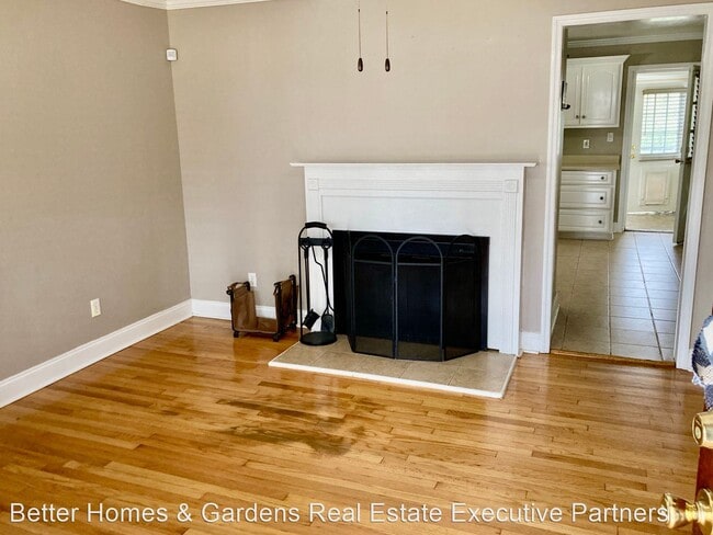 Building Photo - 2 br, 2 bath House - 4495 Fulcher Rd.