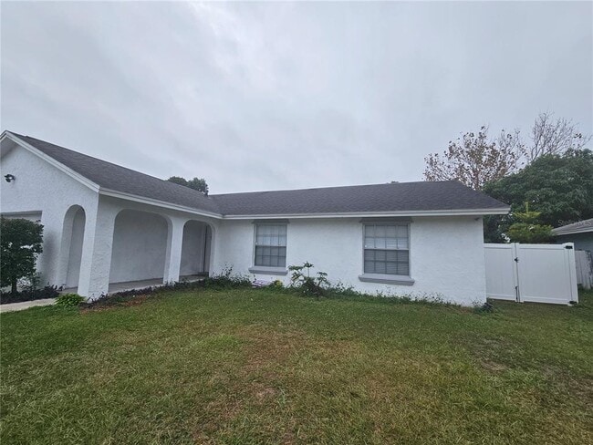 Foto del edificio - 2118 Allspice Ave