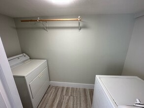 Building Photo - 5407 Menard Ave