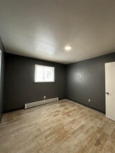 Building Photo - 1212 E St