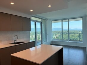 Building Photo - 3809 Evergreen Pl
