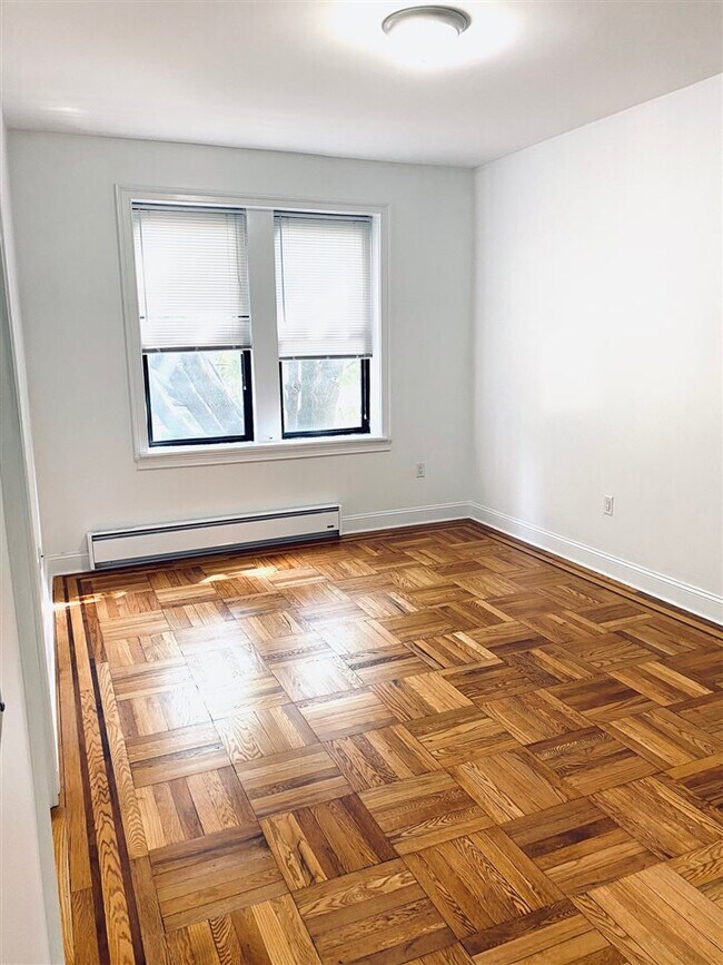 Building Photo - 7508 Bergenline Ave