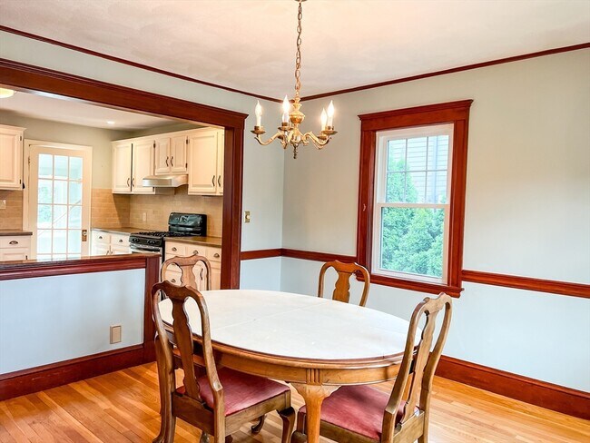 Foto del edificio - 151 Century Street Ext