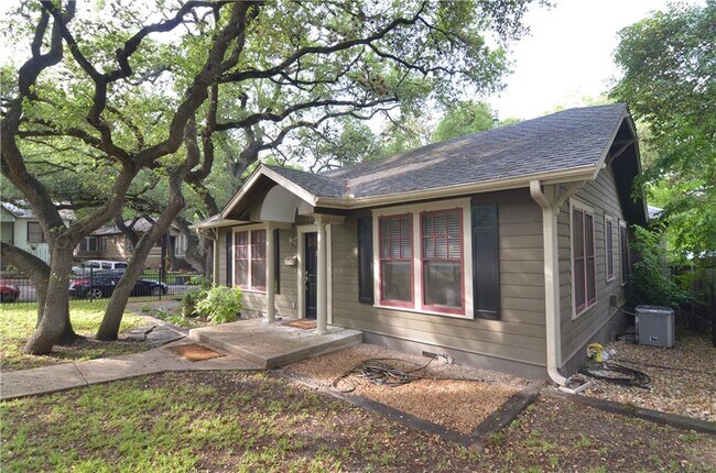 Foto del edificio - 500 E Mary St