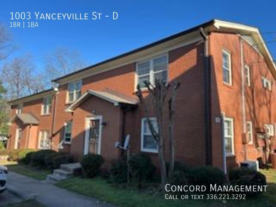 Foto principal - 1003 Yanceyville St