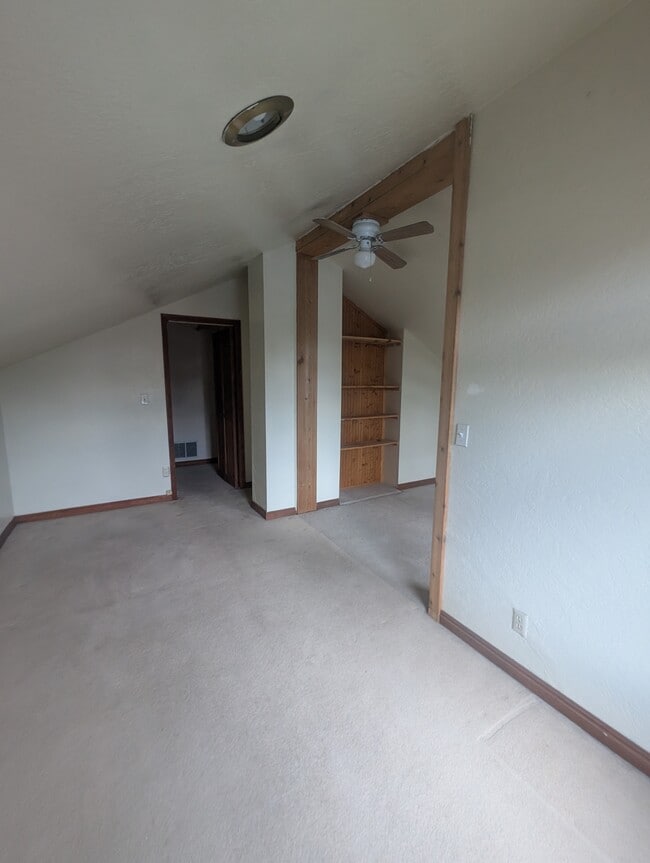 Building Photo - 2173 Sunrise Cir