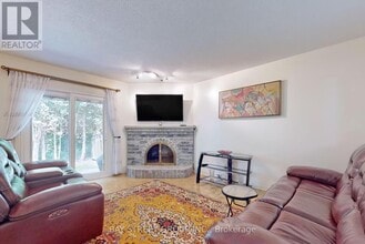 Building Photo - 46 Gilmore Crescent Building Photo - 46 Gilmore Crescent