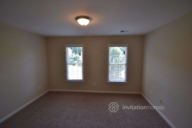 Foto del edificio - 5070 Oak Branch Ln NW