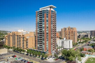 Building Photo - Fifteen15
