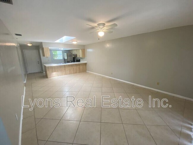 Foto del edificio - 268 SW 2nd Ter